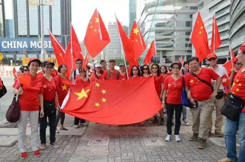 捷途下狠手,官方改装2.0T/C-DM混动旅行者,竞争坦克300和猛龙